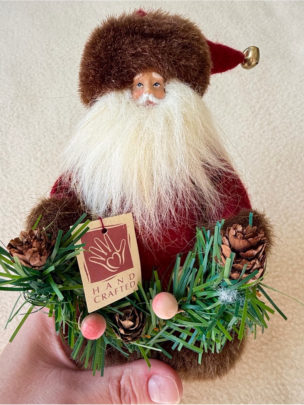 Vintage Silvestri Santa Claus Figurine with Wreath & Pinecones Handcrafted